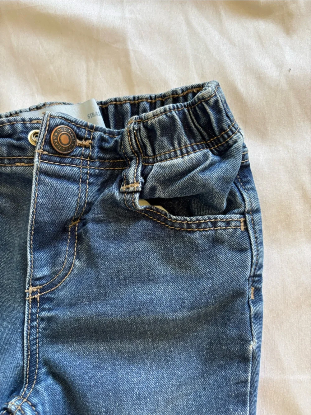Old Navy Kids Blue Distressed Jeans (size 4T)